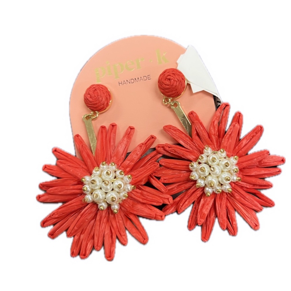 NWT ⚜️♥️⚜️ Piper K Gorgeous Handmade Woven Floral Earrings